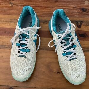 Asic Gel Resolution, sz 10 ladies, excellent condition, white and teal